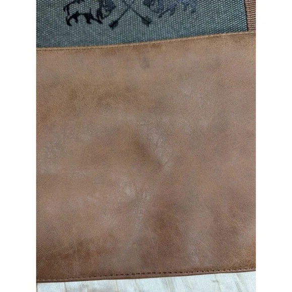 BUFFALO DAVID BITTON DUFFLE BAG, Large, Green With Leather Bottom and handles. - Picture 9 of 13